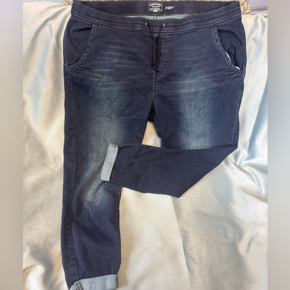 Levi Strauss Signature Jogger